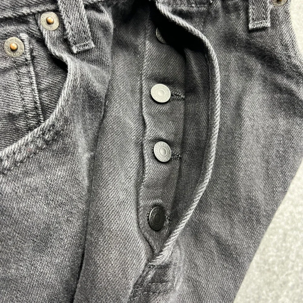Levi's 501 Original Fit Jeans Mens 34x30 Black Fits 31x27 Denim Button Fly